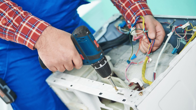 Çankaya Bosch Bosch çamaşır makinesi kart tamiri – Su almama arızası orijinal parça ile giderildi. - Teknik servis örneği
